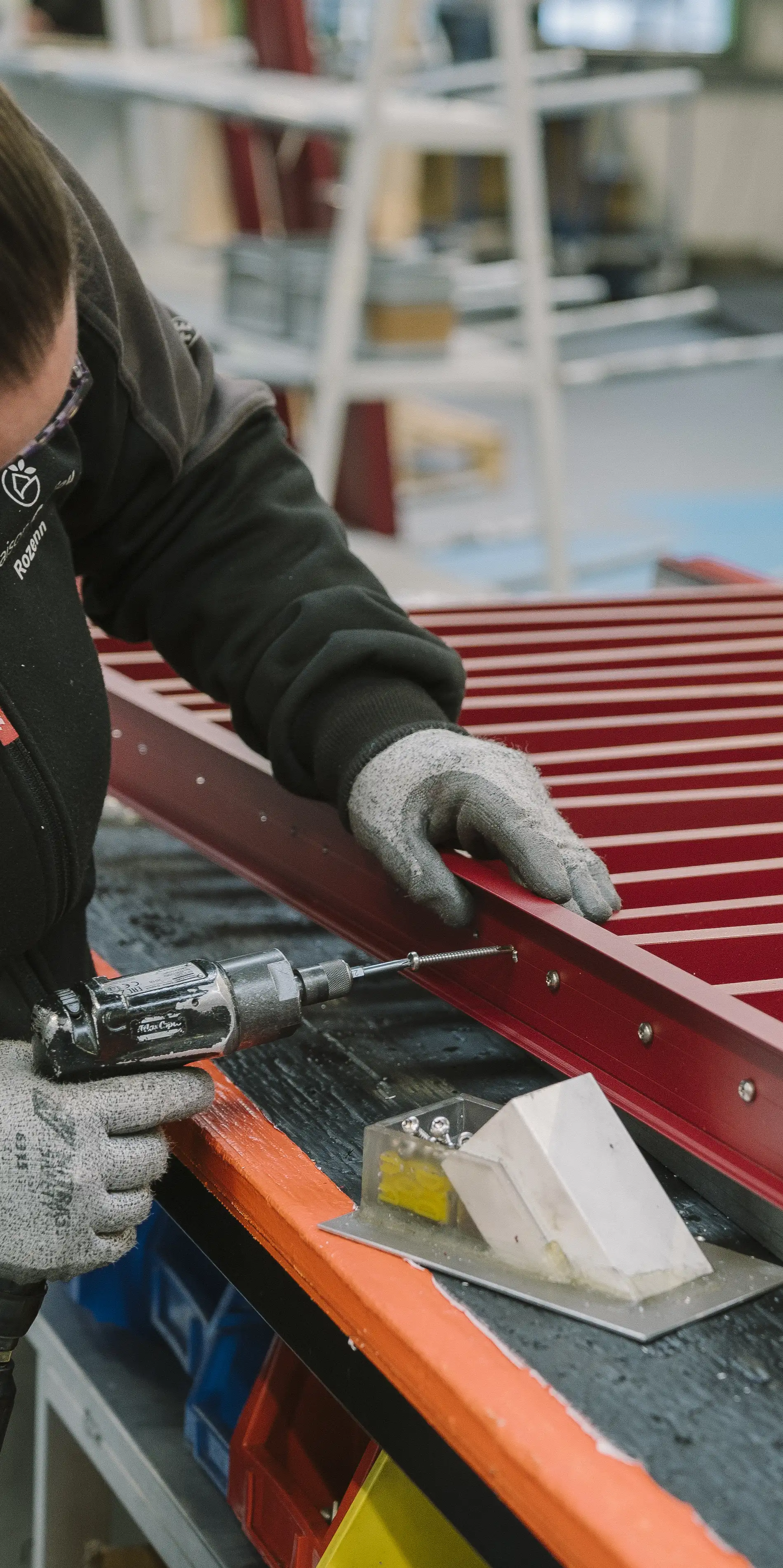 Travailleurs en noir et blanc