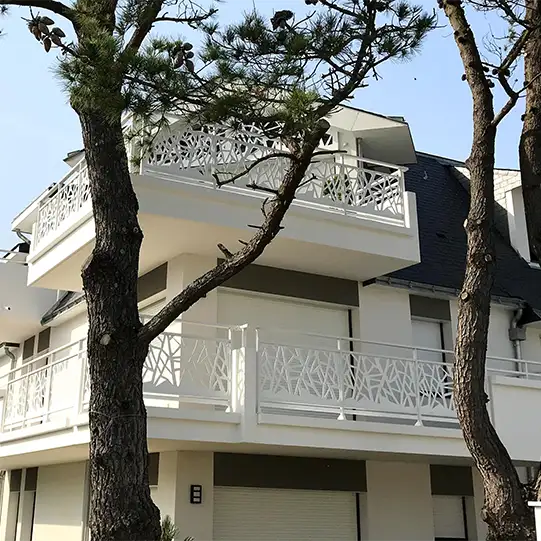 Image Garde-corps tôlé axé Graphik